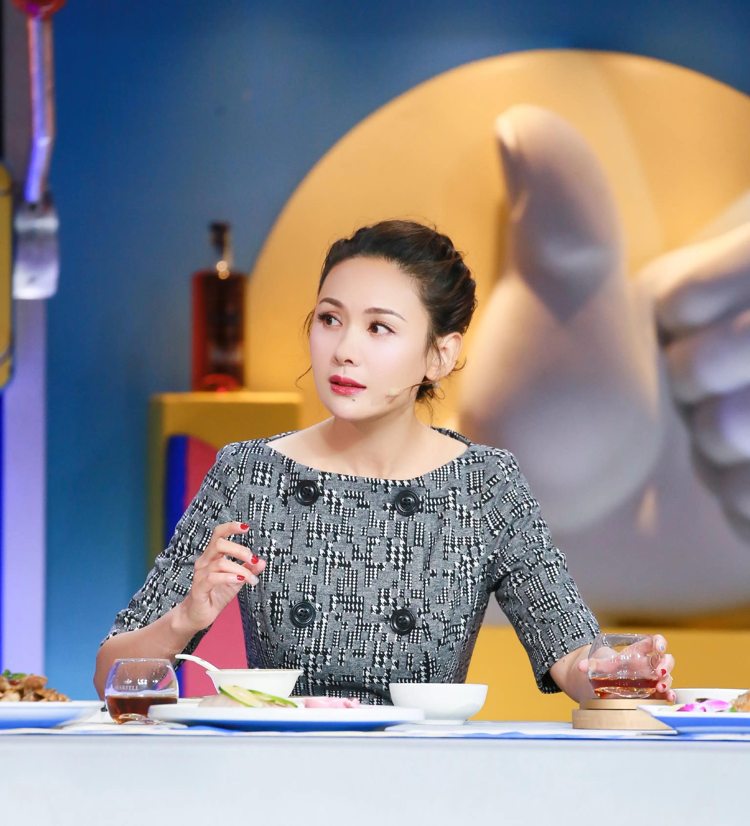 程莉莎绝美照片