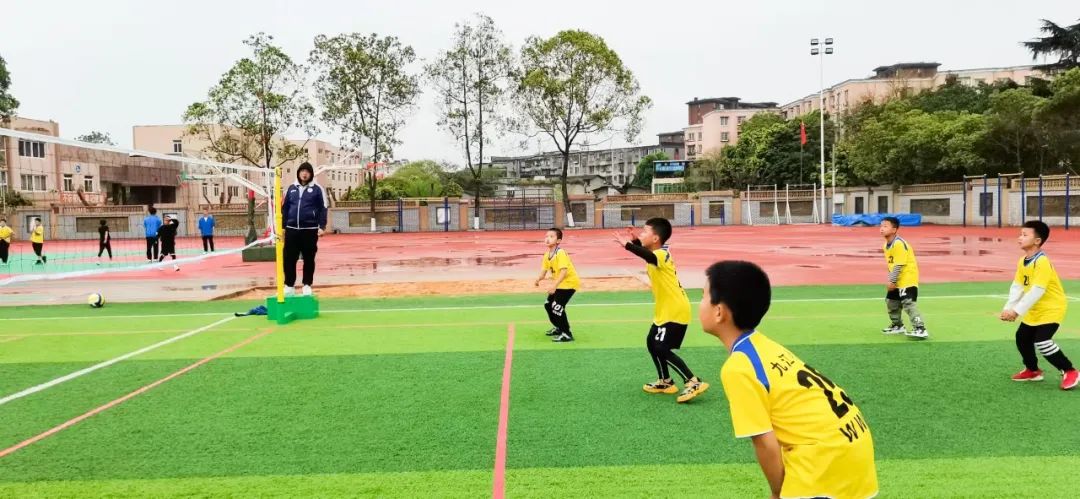九江小学在“爱成都，迎大运”2022年区中小学排球联赛成绩优异