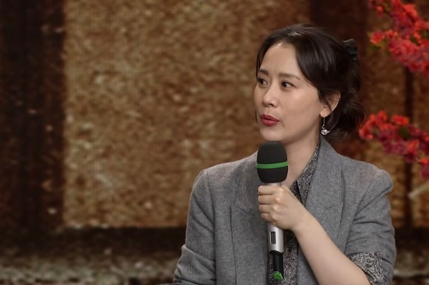 蜗居海藻扮演者("野蔷薇"海清,25岁隐婚生子,嫁初恋20年,被宠成幸福阔