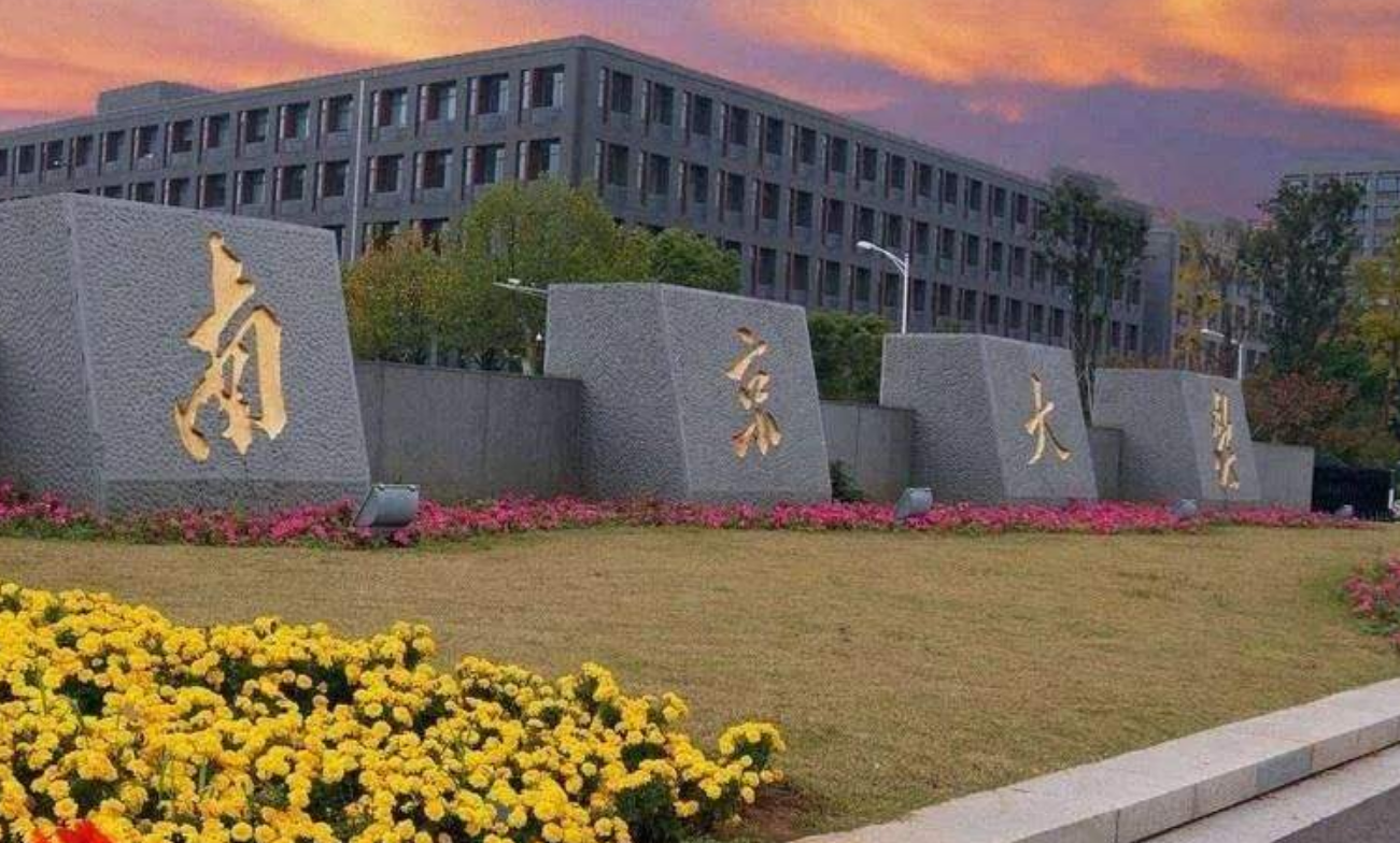 从小护士到百亿富豪，手握近8000项技术，从苹果公司赚百亿利润