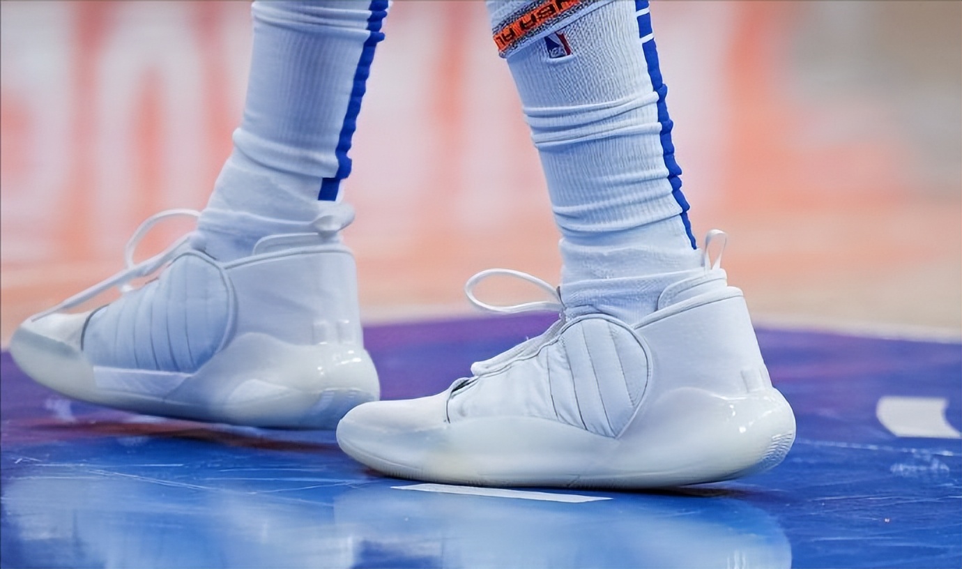 nba球员上脚:杜兰特穿kd15,中国球鞋颜值很帅气 - 114货源网