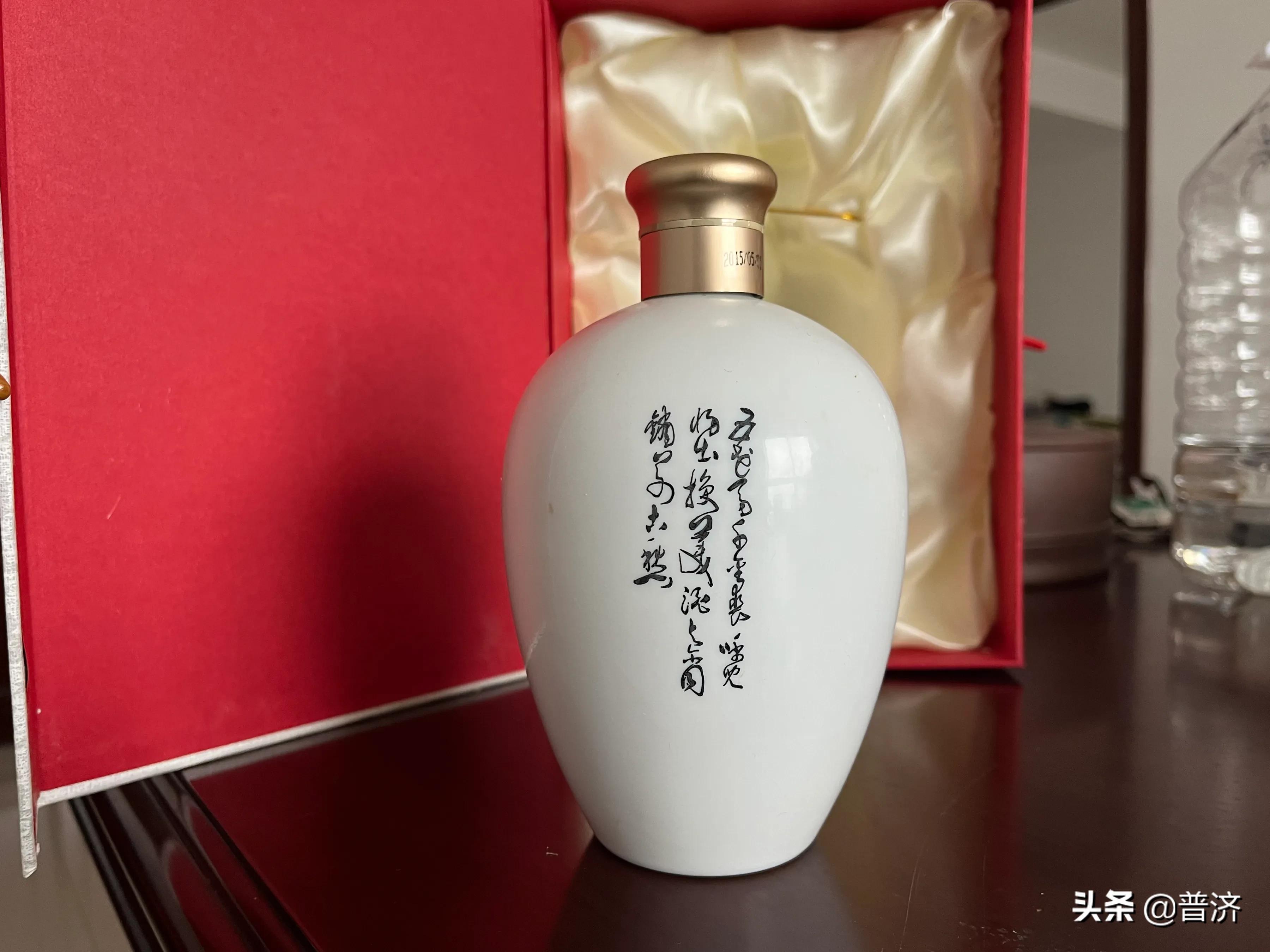 过年要喝什么酒？囤货、送礼、自喝各不同，少花钱买好酒才是王道
