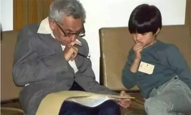 数学天才陶哲轩，8岁参加美国高考数学考760，24岁成为顶尖学教授
