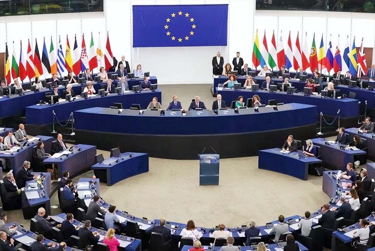 ������Ȩ�ս������ж��ӷ���ת��������������ɵĺ���