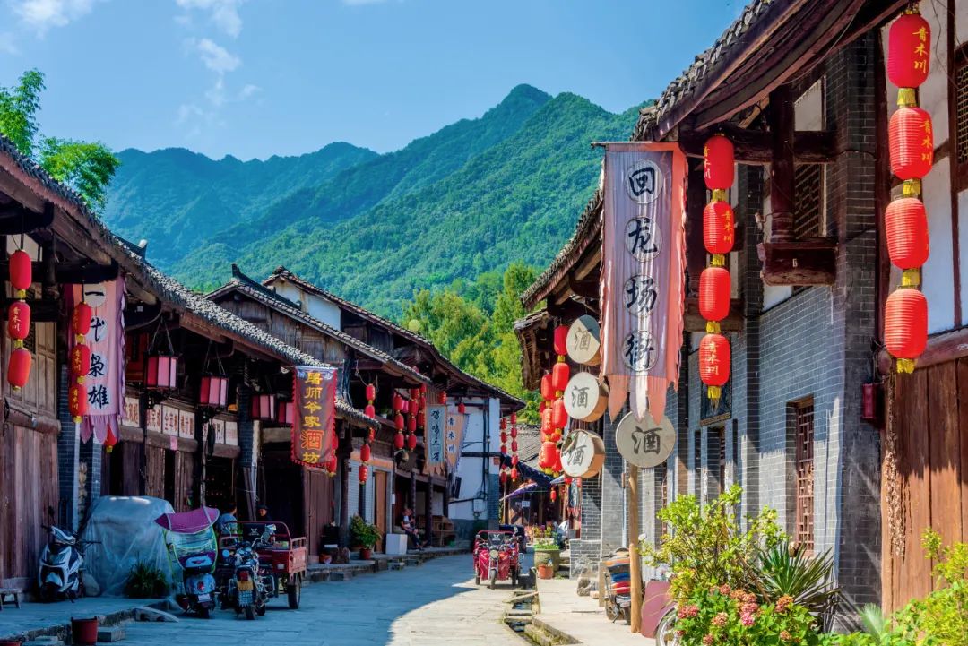 春日里的傳奇古鎮(zhèn)，藏著您心中的詩(shī)與遠(yuǎn)方~