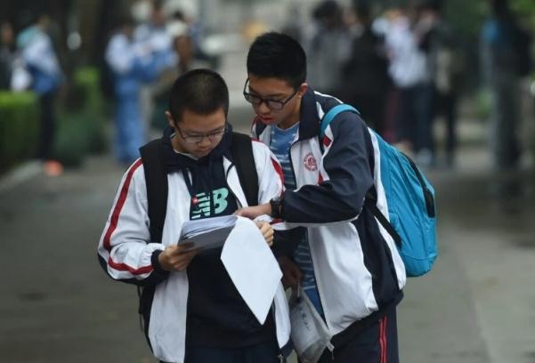 高中选科又有大调整，选科不好中等生变学渣，物化比重大幅增加