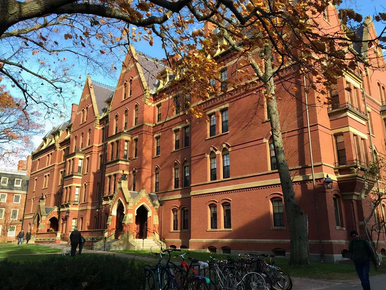 必看！去英国硕士留学，需要哪些申请条件？