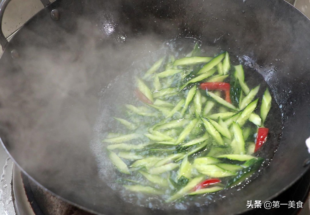 图片[17]-春天看到这6种蔬菜别放过 及时清理肠道 低脂健康 多吃也不怕-起舞食谱网