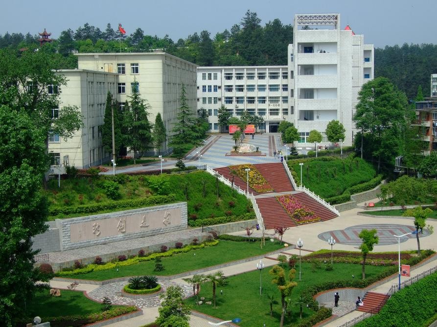 月收入高、满意度高！这些专业将爆火，湖北这所大学已开设9个