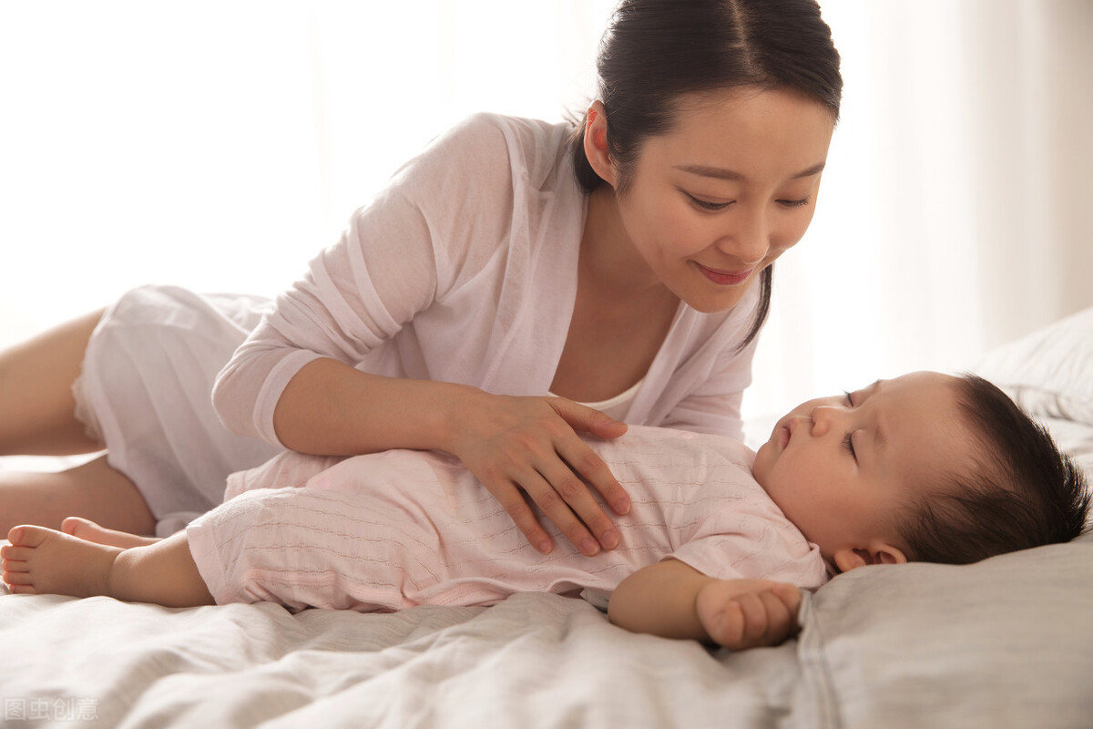 婴儿一直拉绿屎怎么回事（我的娃是怎么变成了继发性乳糖不耐受的呢）