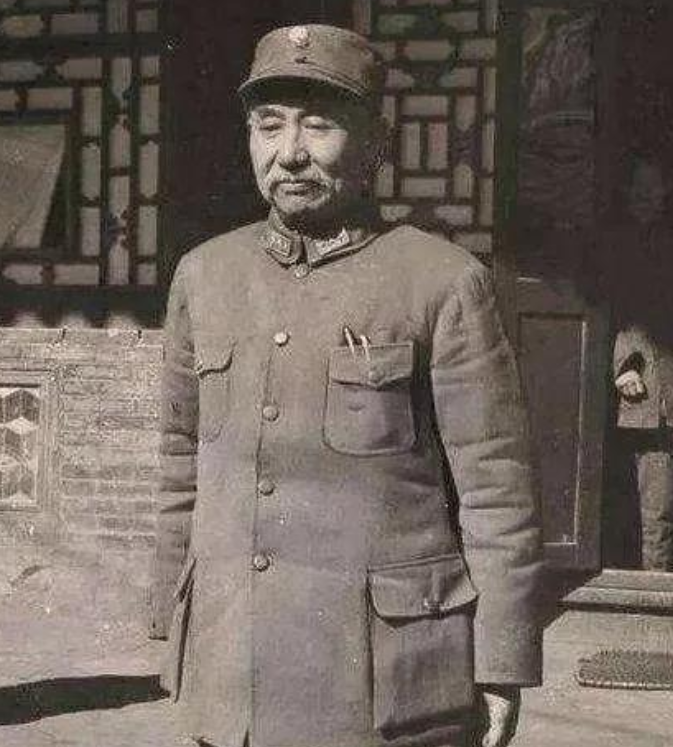 相交41年！毛主席曾先后评价徐向前：开始是“母鸡”，后来是好人