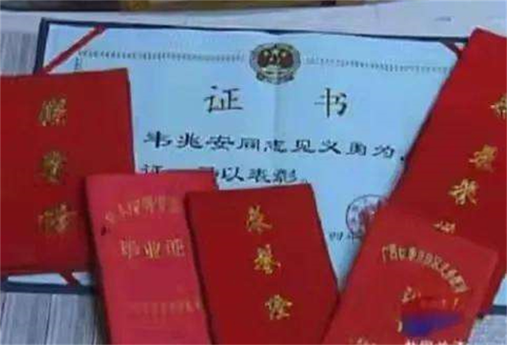 2003年，广西小伙做好事受重伤，因无钱治疗，两年后跳楼身亡