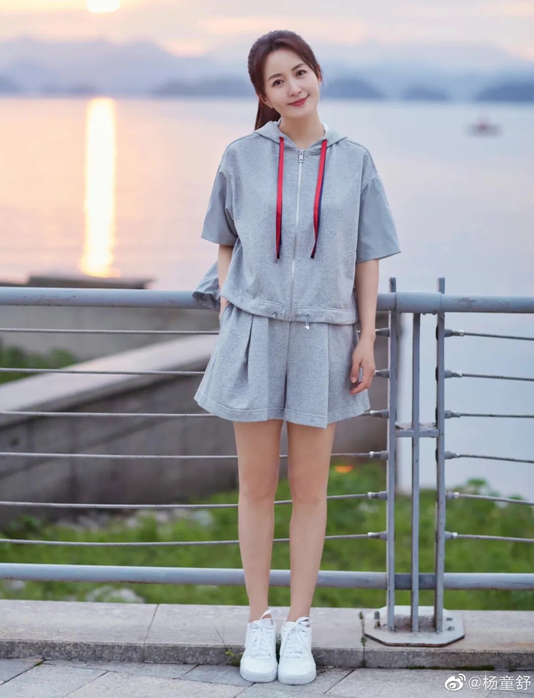 ​港娱圈审美太拉垮，入围港姐进行形象大改造，造型不如原来模样