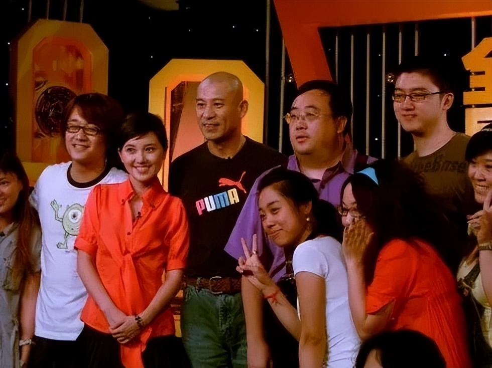 演员谢兰：和丈夫坚持丁克12年愁坏婆婆，41岁意外得子全家乐开怀