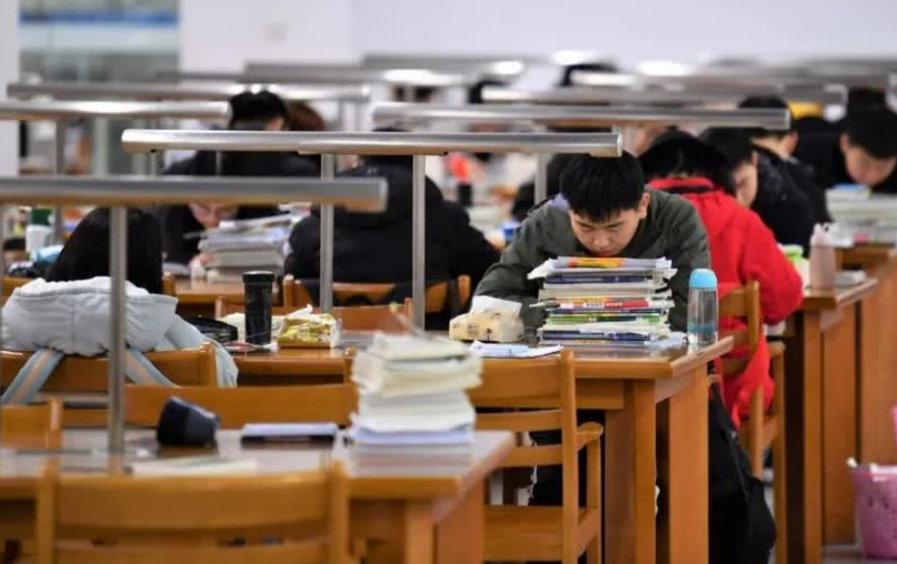 没有学位证，只有毕业证，可以考研吗？