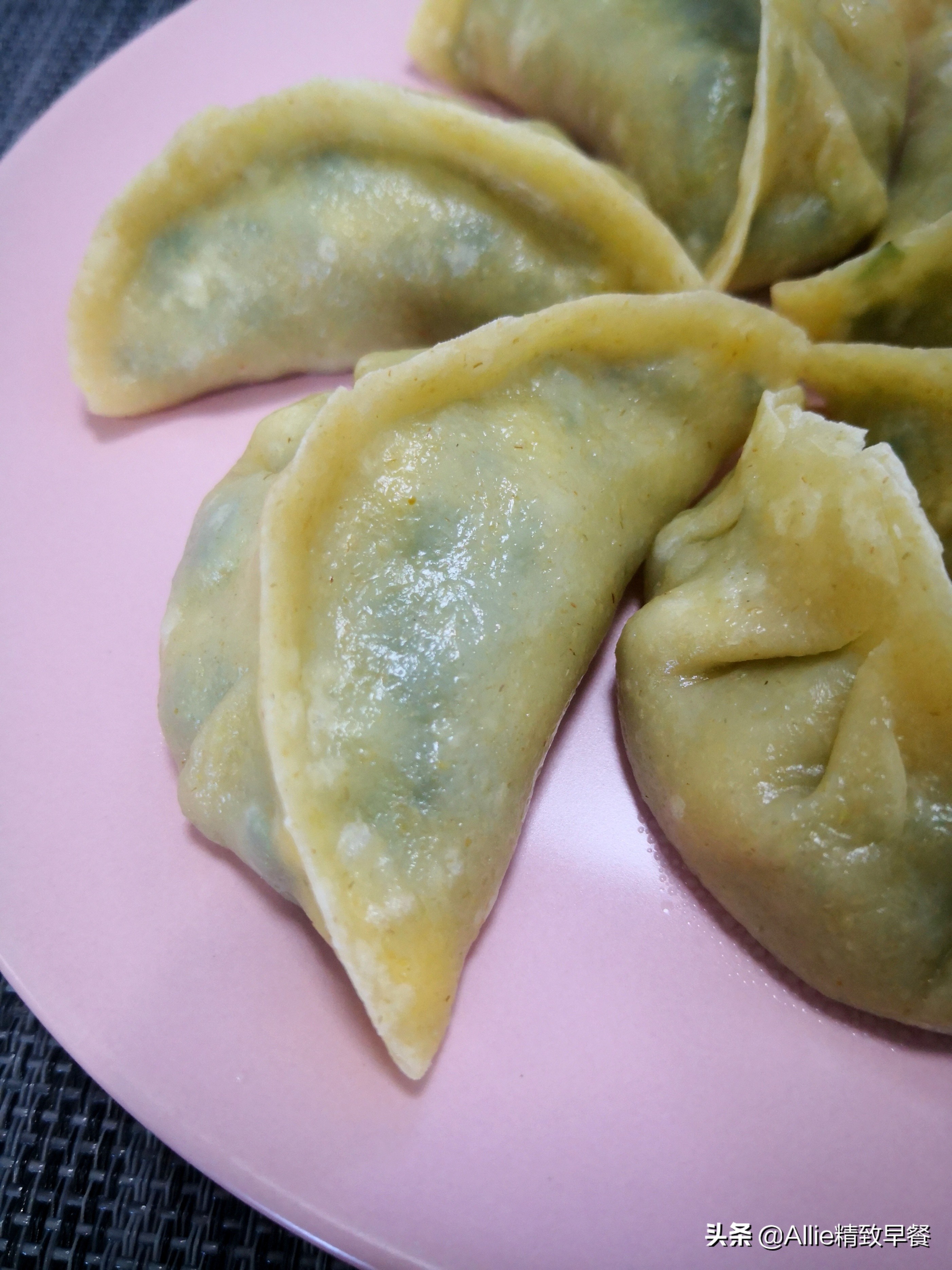 莜面饺子(莜面饺子什么馅最好)-我的快乐小窝