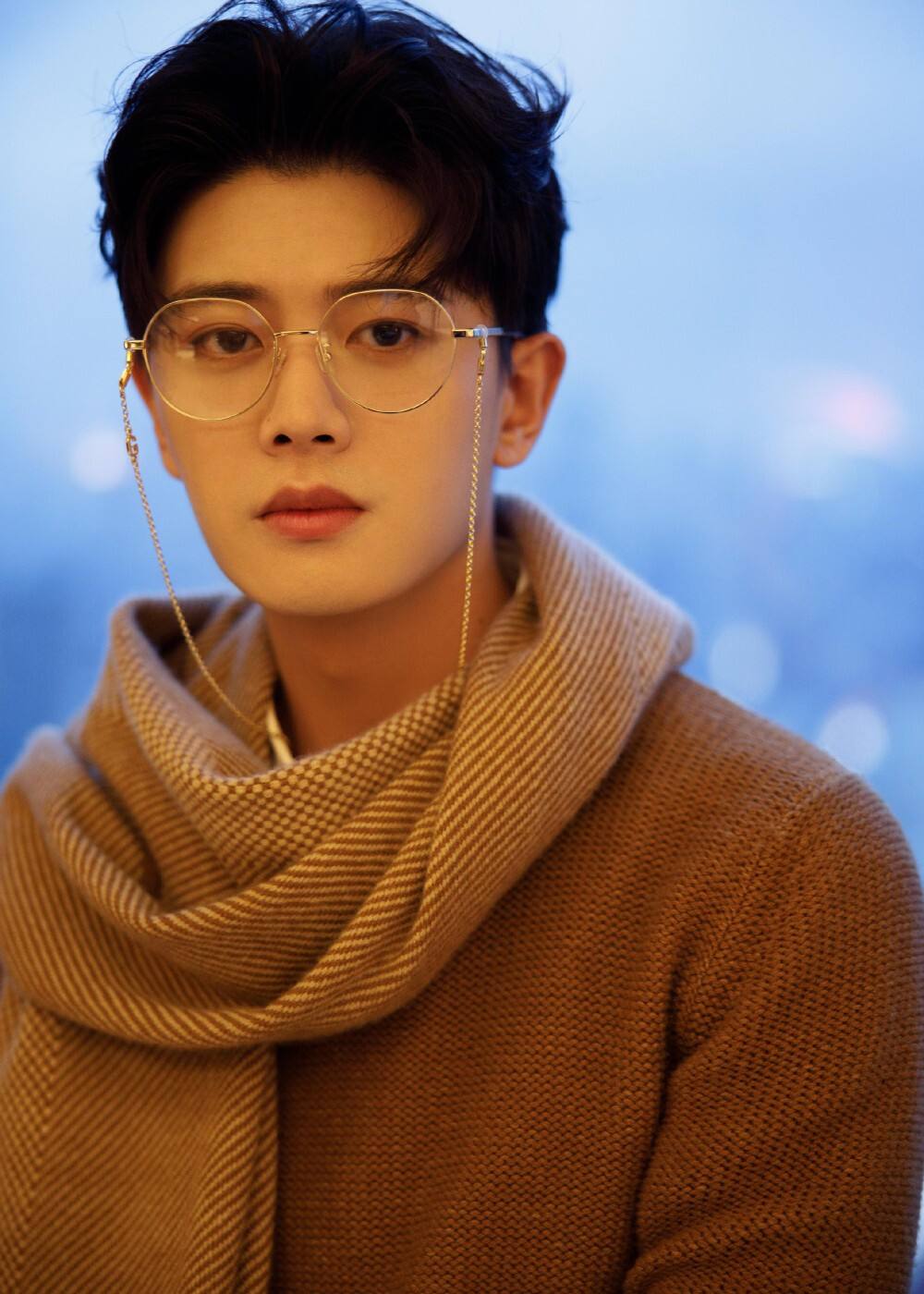 白羊座的感情经历很丰富,对你爱答不理的,不是他不喜欢你?