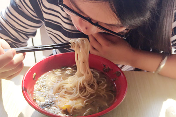 5种食物是肝病的“发物”，乙肝患者尽量一口都不吃，免得伤肝