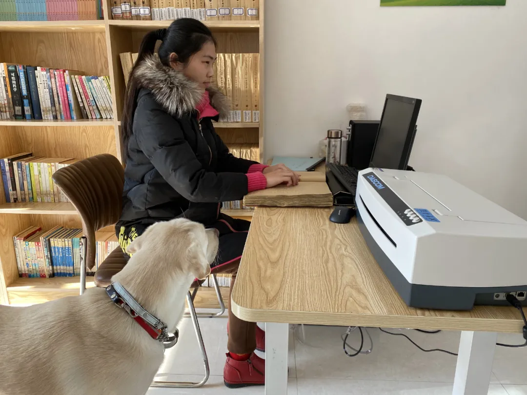 盲人只能做按摩?她不认命,却被取消考研资格