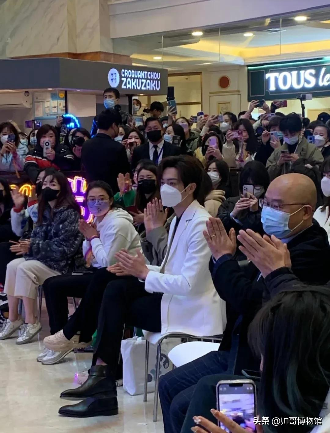 请欣赏许凯的顶级神颜