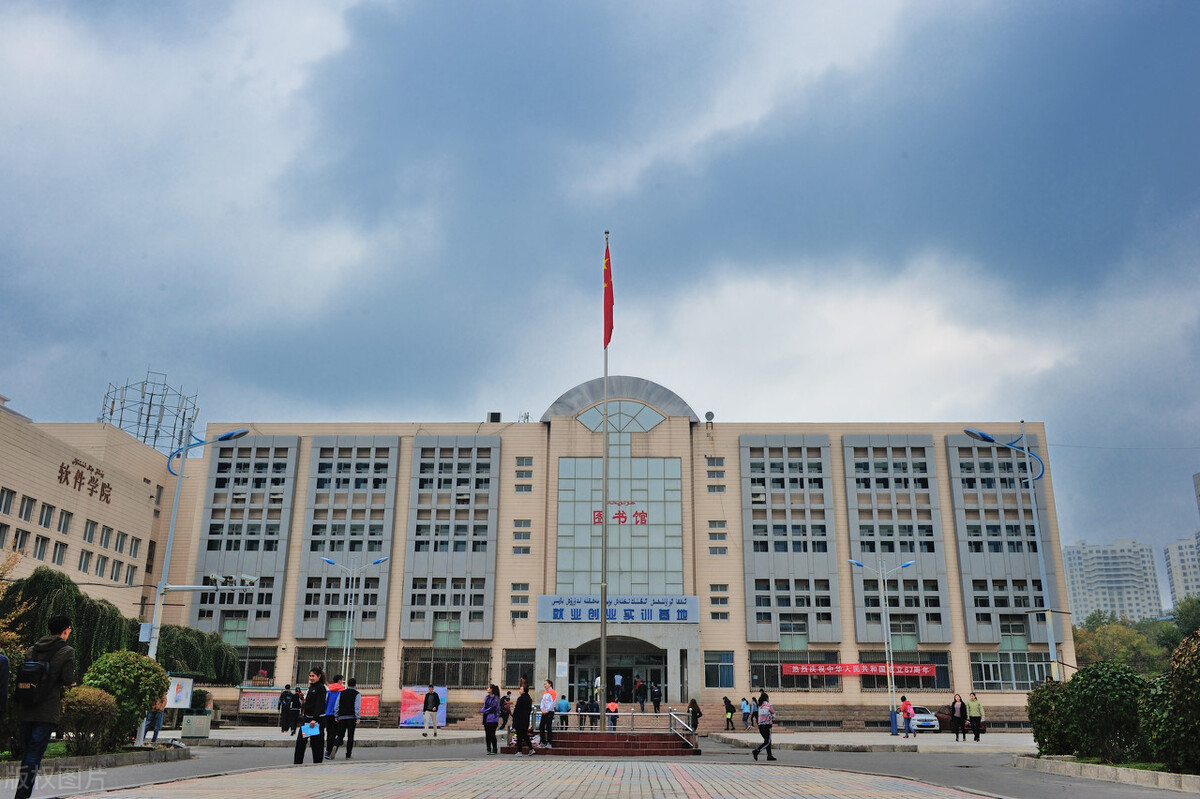 这5所末流211大学，适合山东500多分的学生捡漏，性价比很高