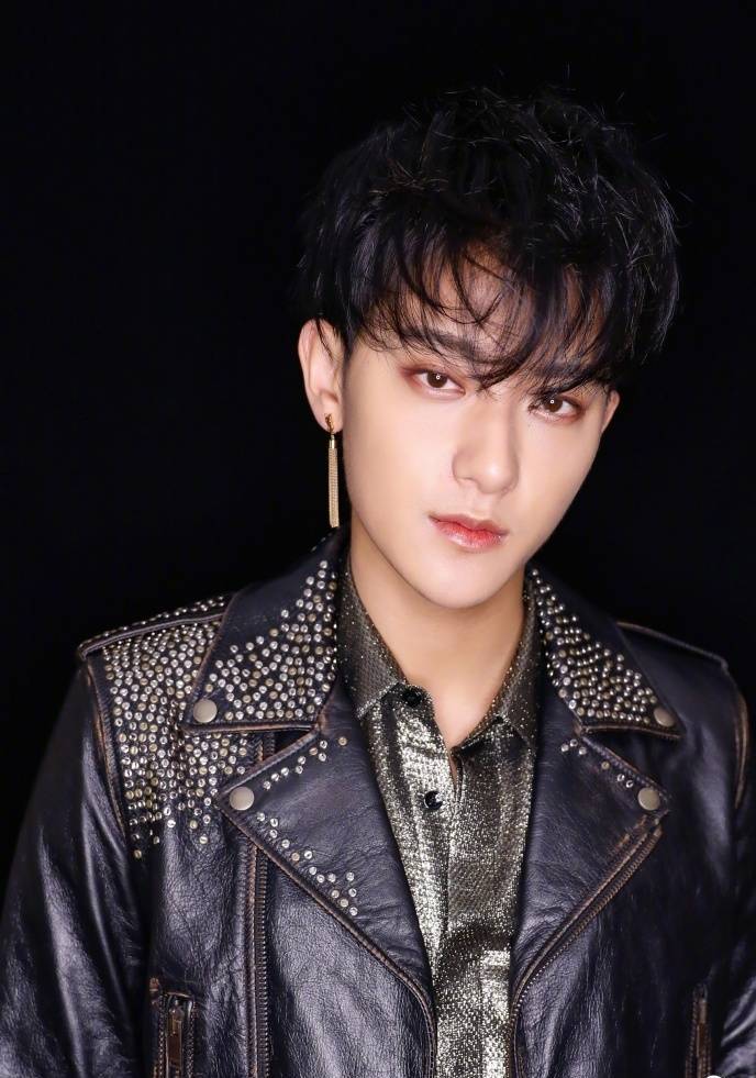 男星衣品—黄子韬（二）