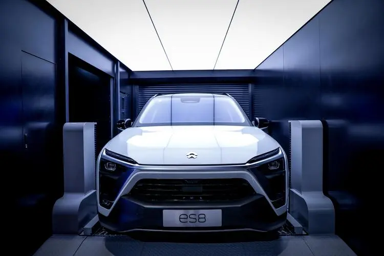 目前的电动汽车，就算续航超过1000公里，也取代不了燃油车