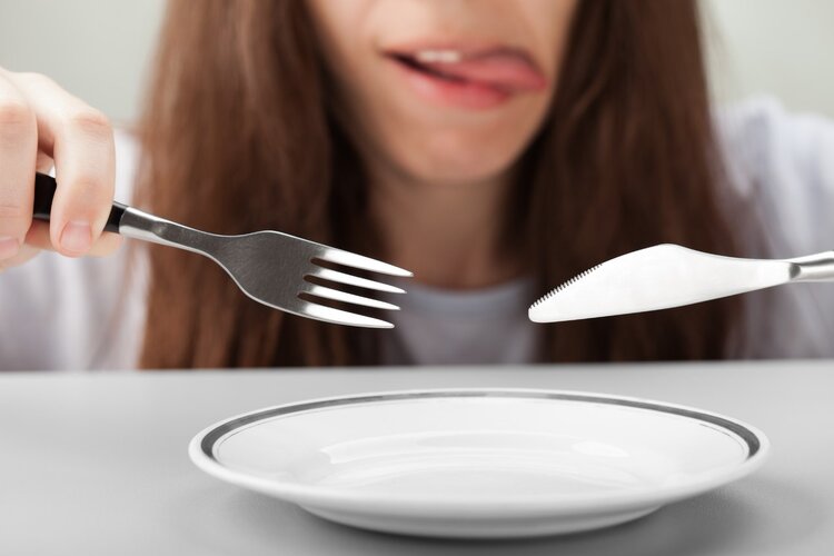 空腹不能喝牛奶、吃鸡蛋？提醒：空腹真正要少碰的是这3类食物