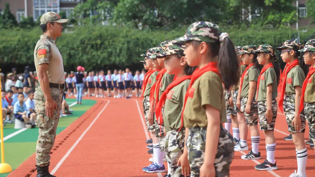 南湖小学学生开展为期10天国防教育学习体验活动并进行汇报展示