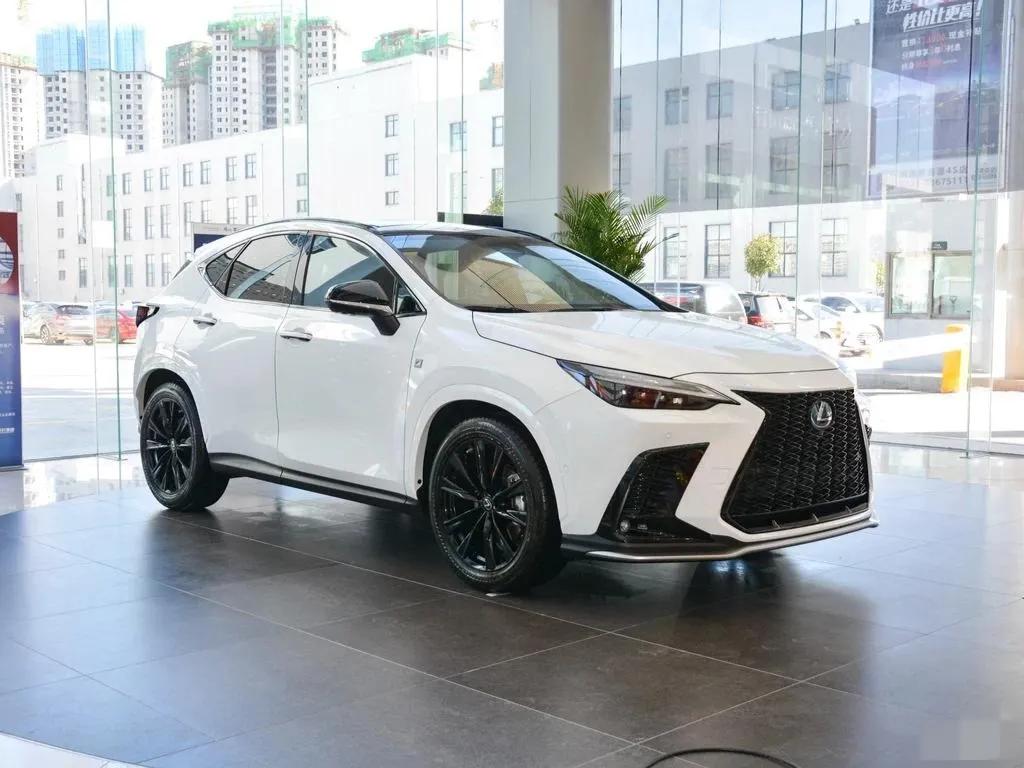 雷克萨斯NX 2022款
