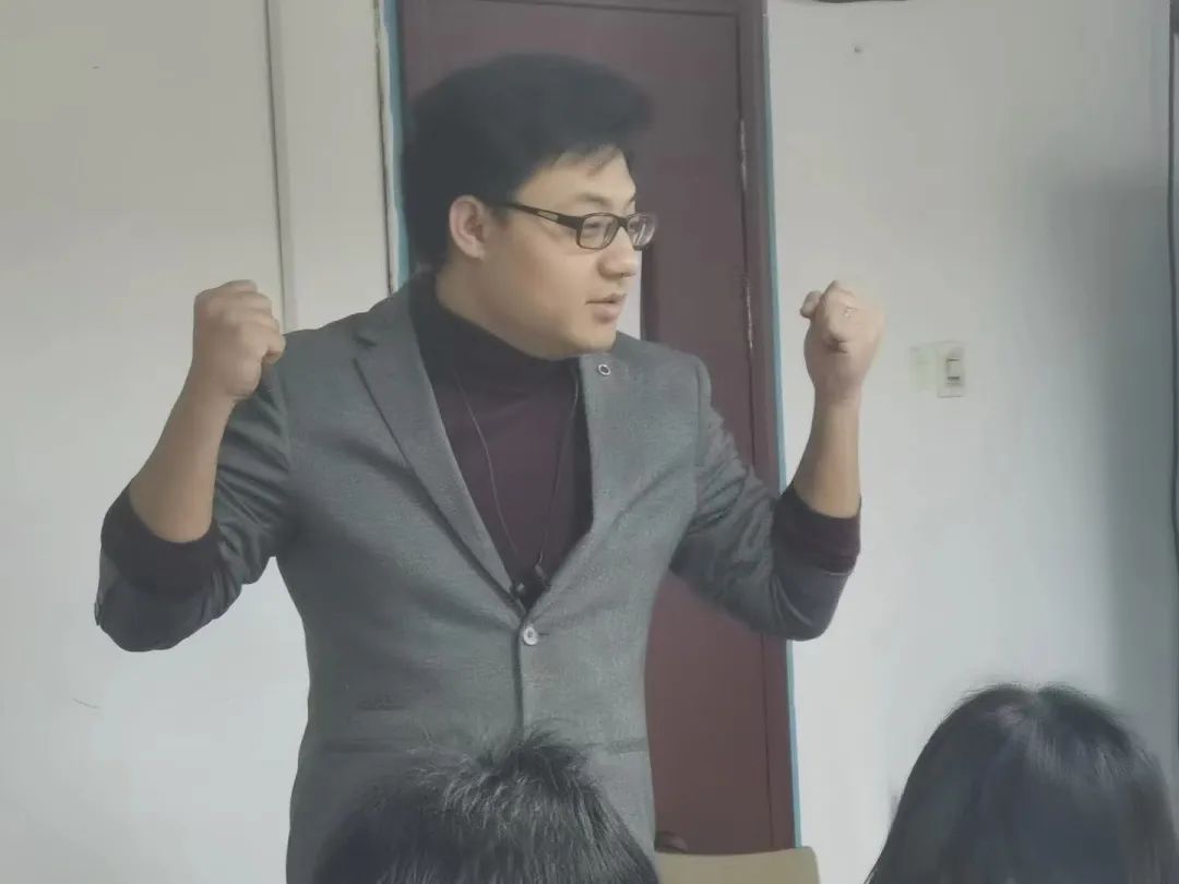 北大青鸟金领园教育云261班开班仪式顺利举行