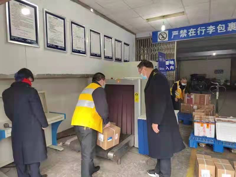 宜宾站的裴文新：一位老铁路人的最后一个春运