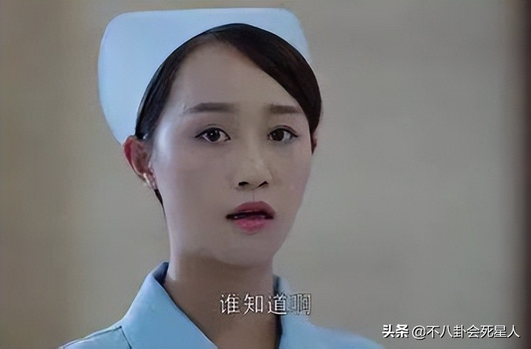 这7位女星面相显苦，总是一副“愁眉苦脸”的样子，太吃亏了