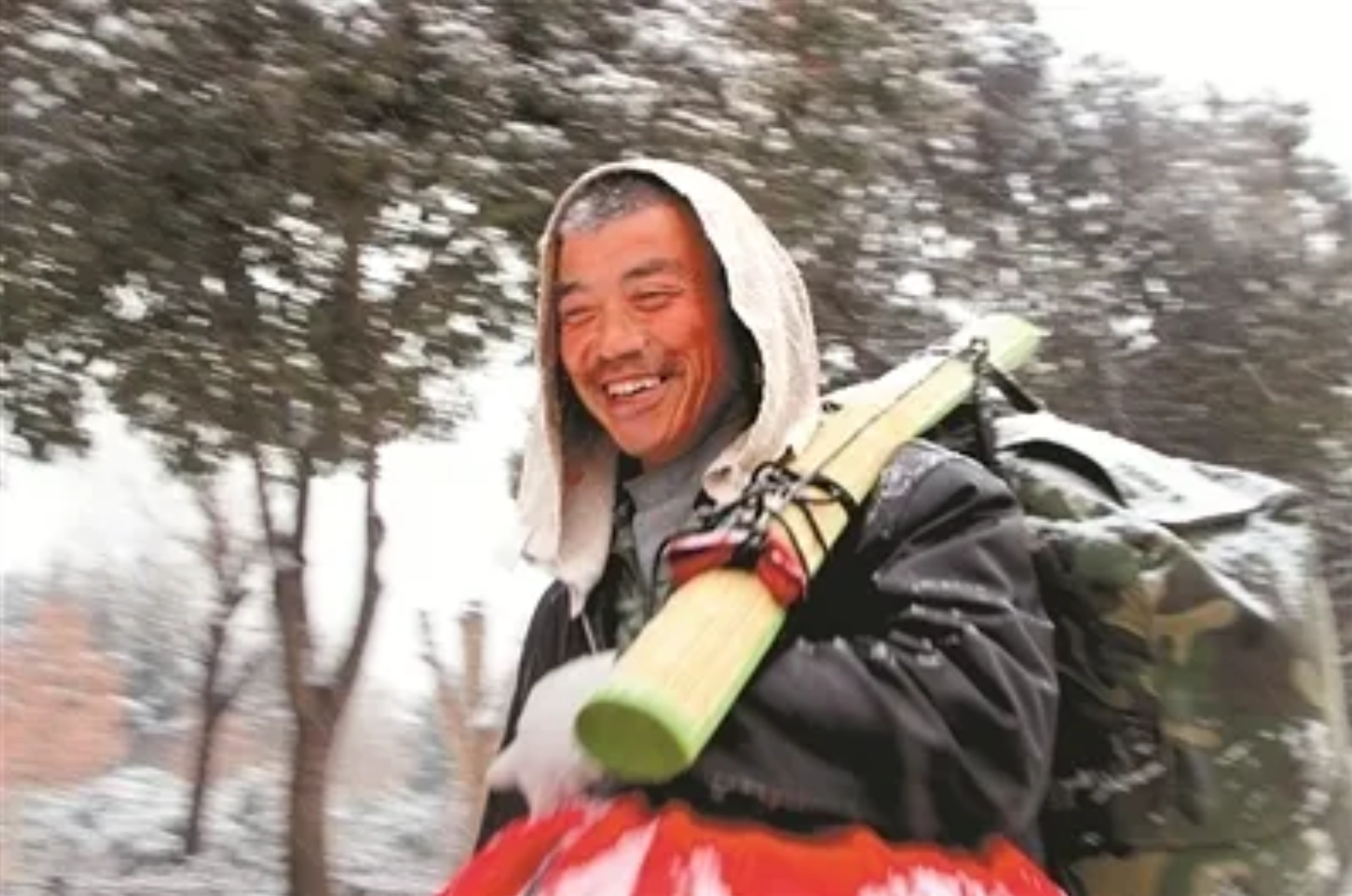 17年前，与瘫痪父亲相依为命，高考763分的广西女孩，现状如何？