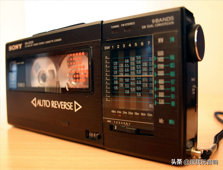 SONY WA-8000收录机 FM/SW/MW 9波段 随身听 小型收录机