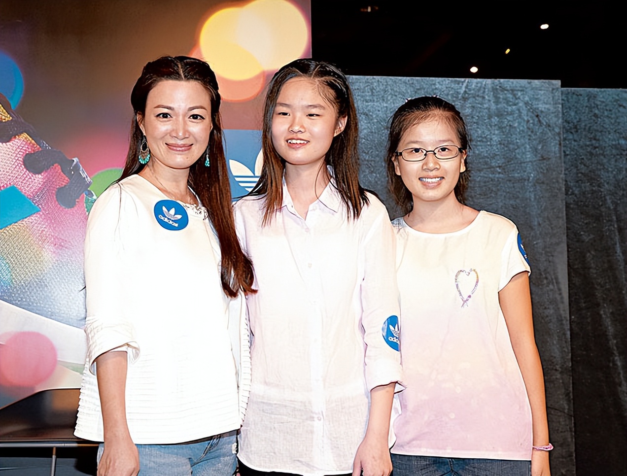 红得快、凉得也快，这五位“风光不再”的女星真是太可惜了