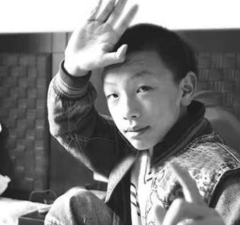 贵州神童13岁考上985，茅台承诺4年花费全包，为何1年后就停了？