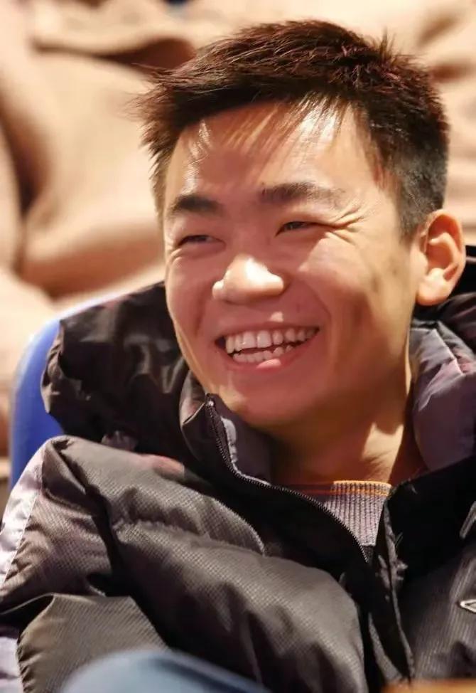 有种“整容”叫王宝强离婚，前妻马蓉变化不大，他却像换个人