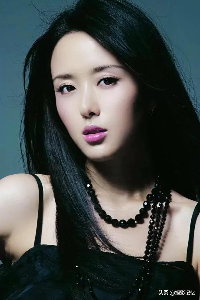 颜丹晨：既有颜值又有气质