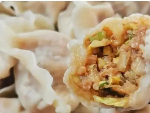 胡萝卜牛肉饺子馅的做法（居家必备的8款饺子馅详解）