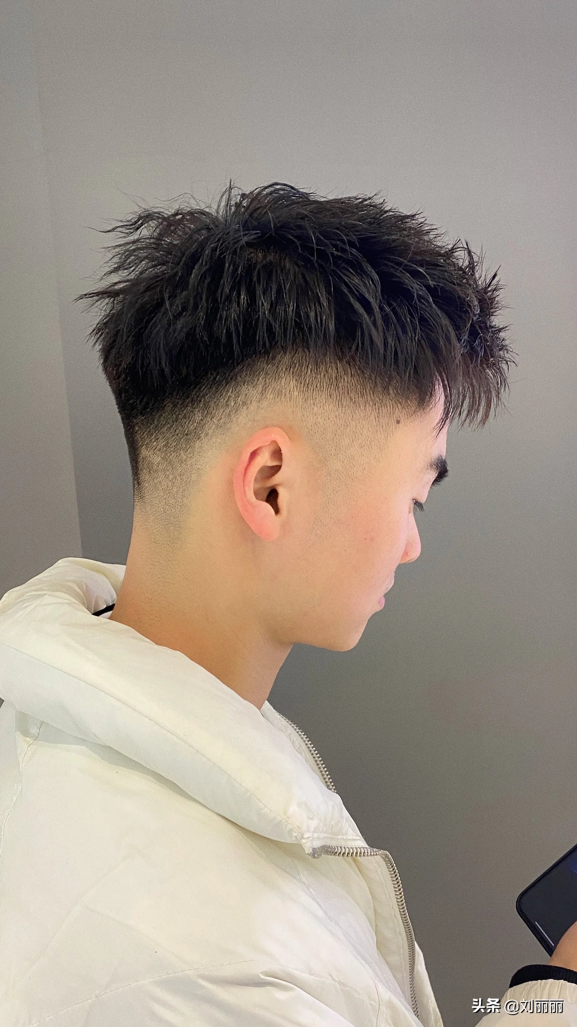 新时尚男发14款，让你帅得不一样，赶快选一款吧