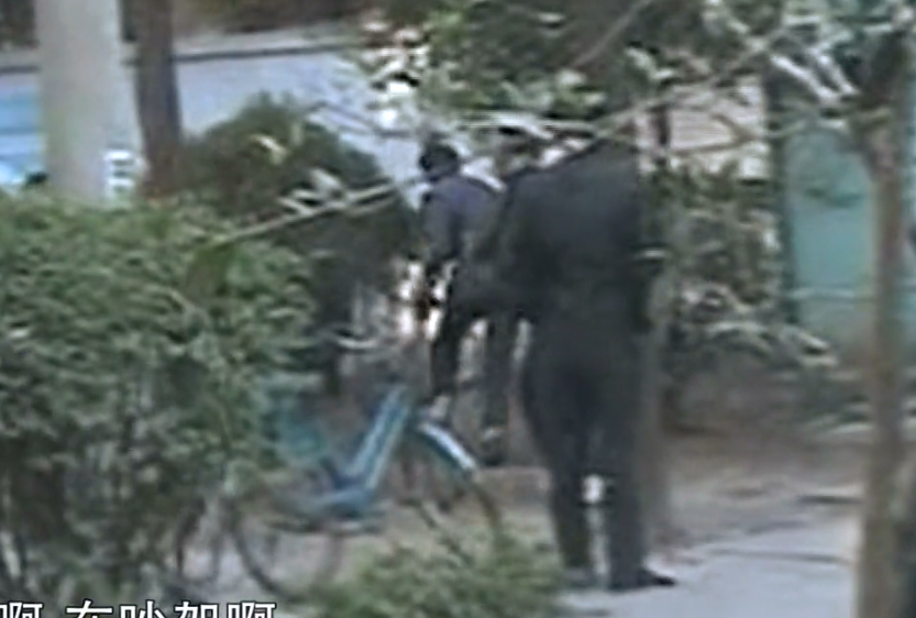 纪录片《案件》：记者拍下仙人跳全过程，犯罪团伙用低价招揽客人