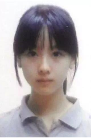 “面如观音”陈都灵：当年美过奶茶妹妹，演技尴尬却频频合作顶流