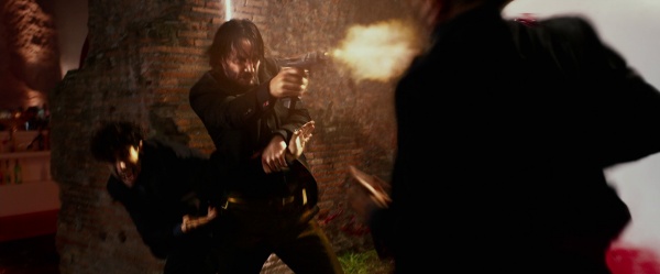 《疾速追杀2》出现的武器比第一部更多，大多数人都认不全