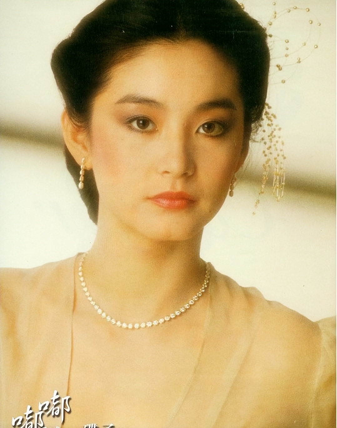 16对中外明星同框,耀眼的“东方美”不输国际咖,举手投足皆风情