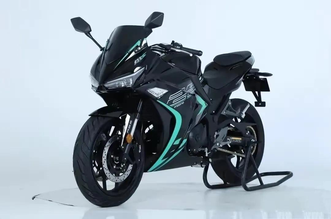 tcs又有新玩法,入门级跑车也来凑热闹了,诺马魅影255高调来袭!