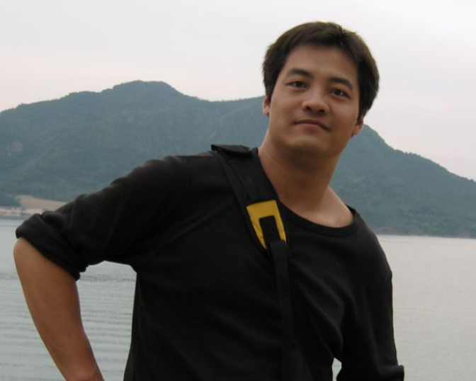 高考状元黎力：22岁因抢银行被判10年，出狱后又考入了重点大学