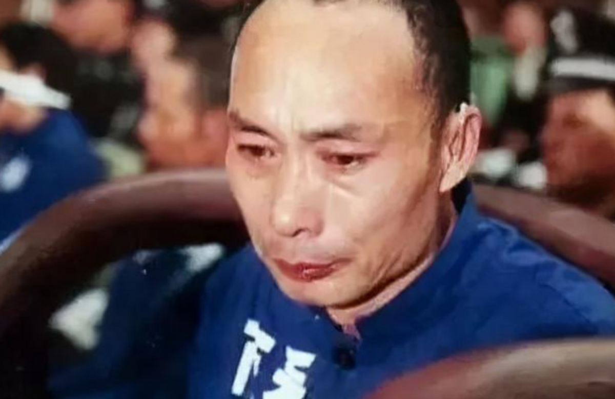 石家庄悍匪靳如超：1小时谋害父母在内146人，扬言：早想炸死他们