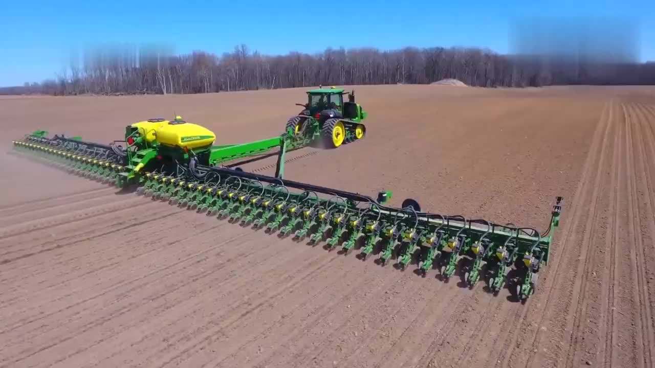 大型耕地机多少钱一台(德国全机械化农业有多牛) - 价格百科