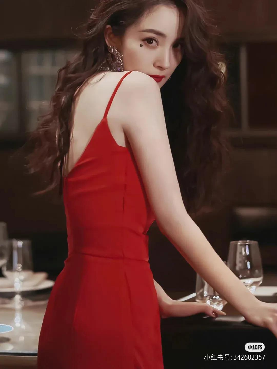 杨幂大女主｜爽文里的人间清醒富贵花